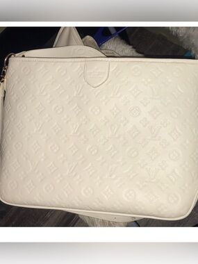 LV Messenger Bag Cream Color real leather